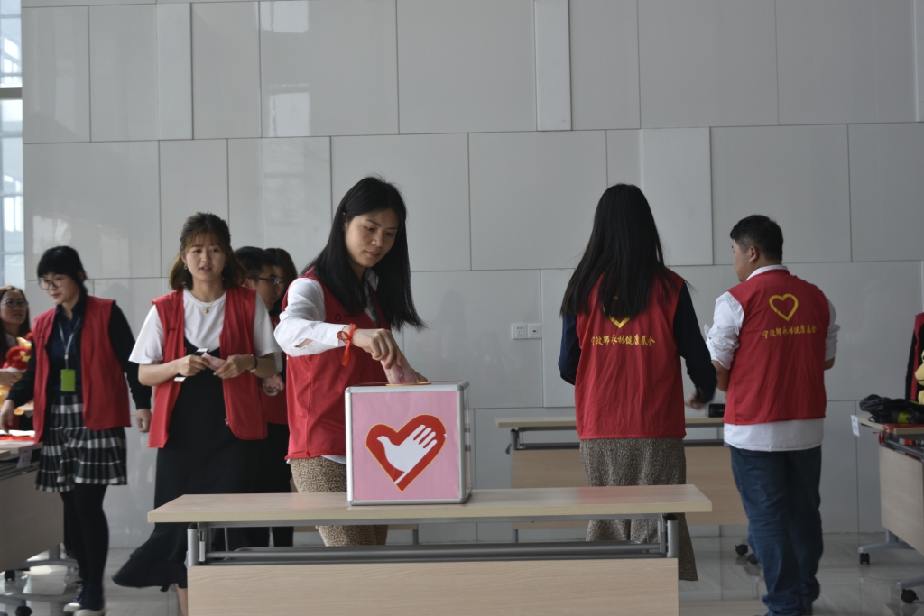 维多利亚老品牌vic(集团)官方网站