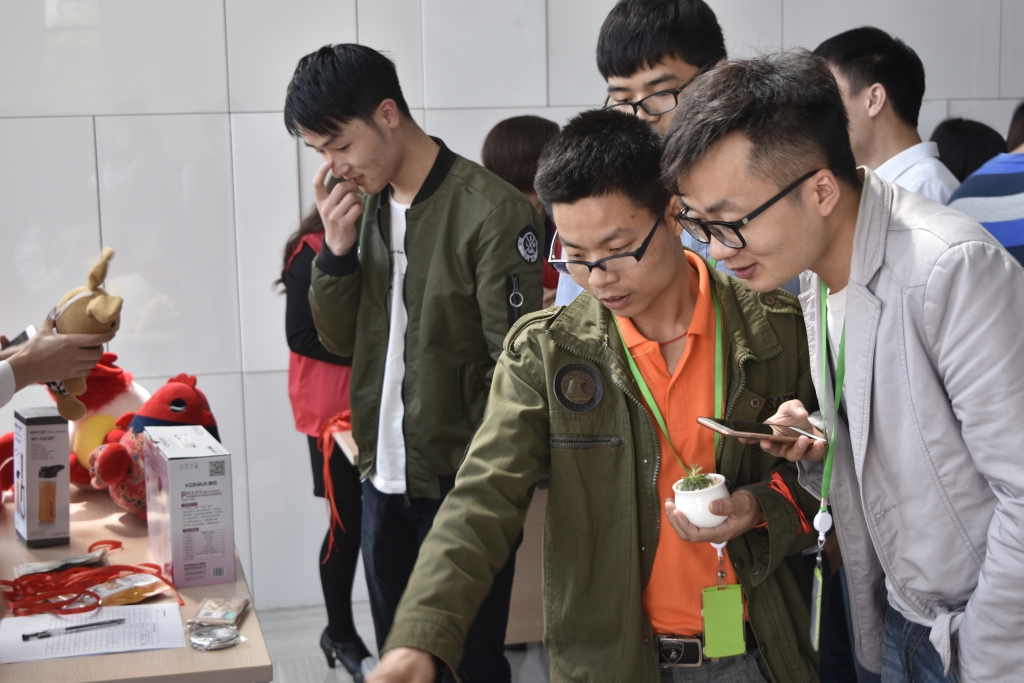 维多利亚老品牌vic(集团)官方网站