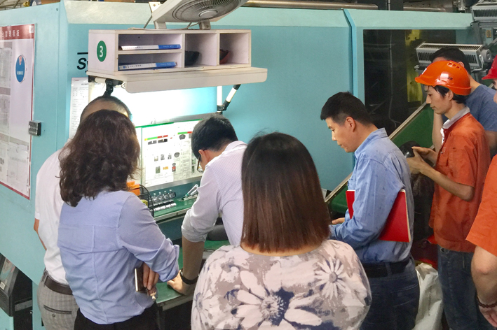 维多利亚老品牌vic(集团)官方网站