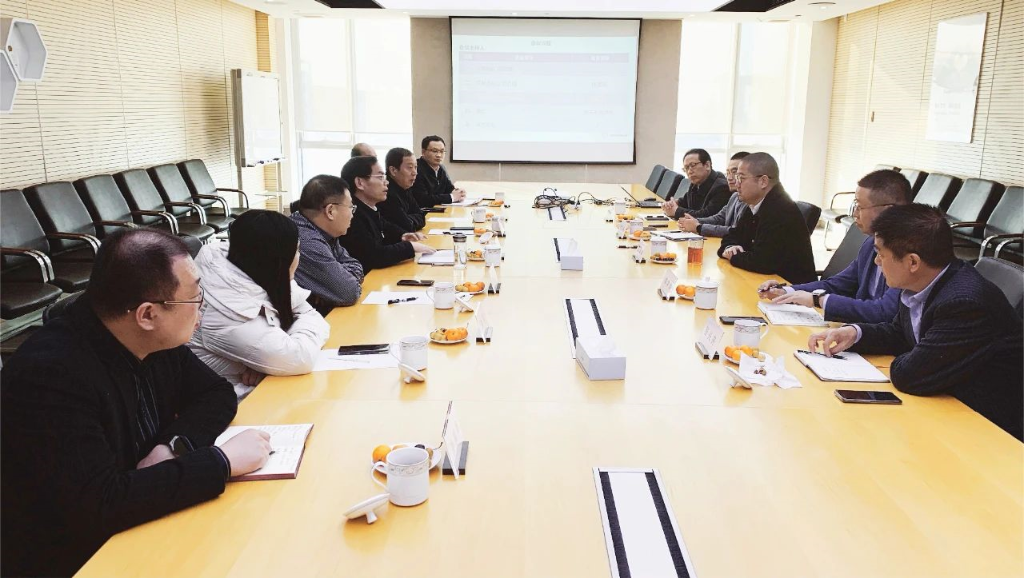 维多利亚老品牌vic(集团)官方网站